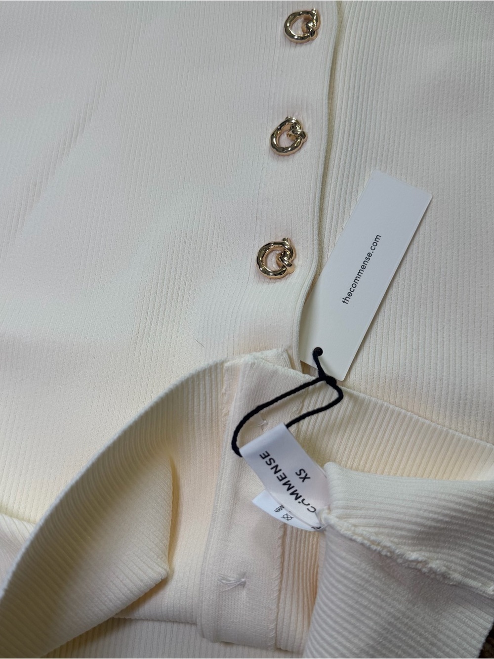 NWT Commense Sleeveless Cream Ribbed Button Front Top - Picture 5 of 5